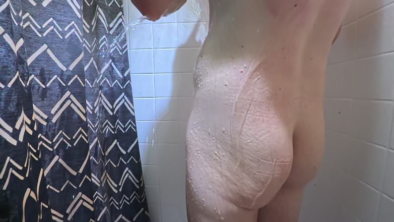 Mike Todd: Shower Mystery 17