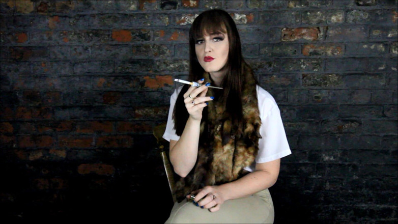 Vivienne l'Amour: Vivienne L'amour - Smoking Fettish
