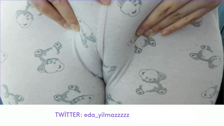 bigass_sexy_bigboobs: Cameltoe- Swollen Pussy- Masturbate with Pajama- Rubbing Pussy with Pajama