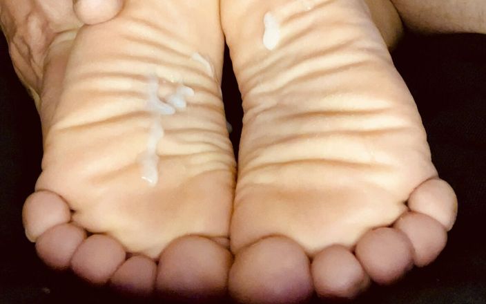 Zsaklin's Hand and Footjobs: Dream Soles