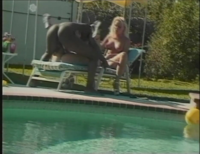 DEUTSCHLAN PORNO XXX: Silvia saint in Heat (film lengkap)