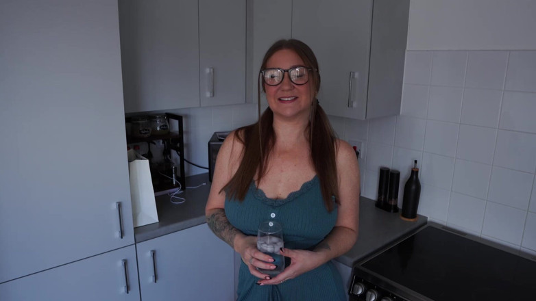 Harley Taboo: Bellezza a malapena legale HD