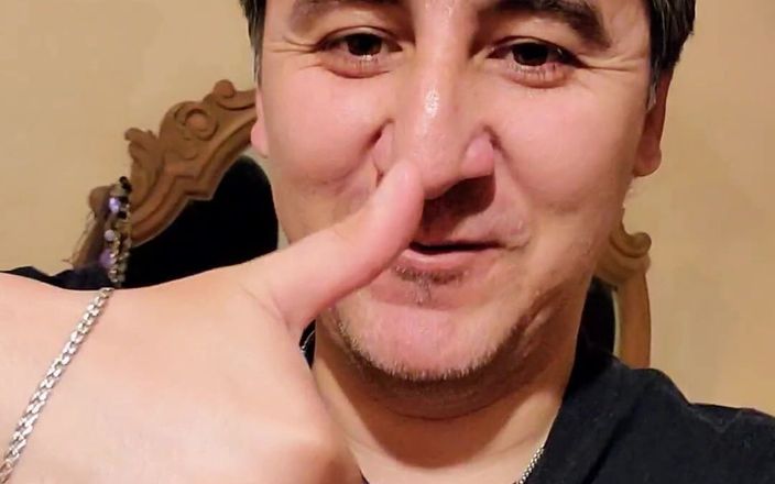 Dany boy: 非常にホットなラテン系アマチュアが激しい手コキを受ける