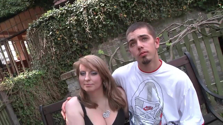 Muschi movie official: Grandi tette, culo grosso, il grande corpo ama il pene...