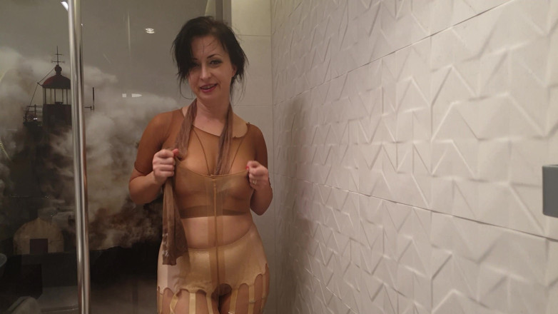 Wanilianna: Nylon Encasement and Pee Shower Part 1