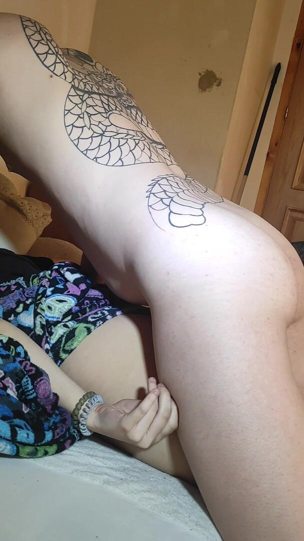 Endemoniados: I Do Anal on My Teen Neighbor's Virgin Ass and...