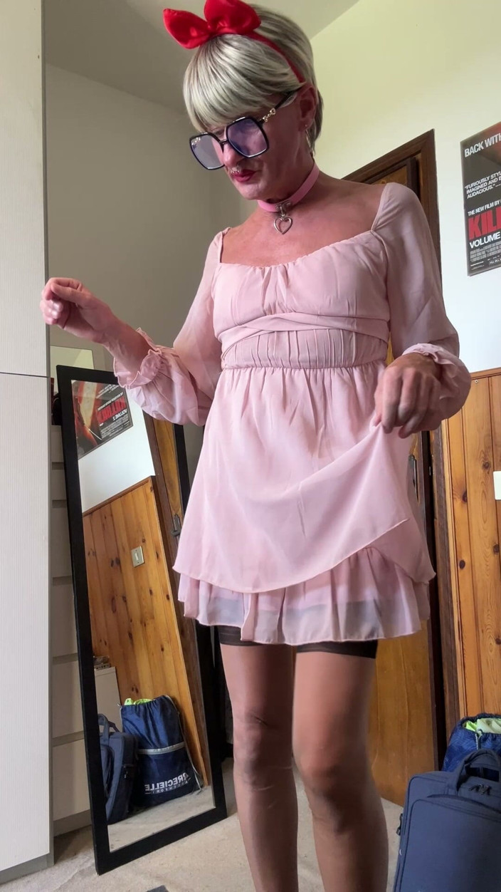 Andreina Naty: Andreina in Fetish Stockings