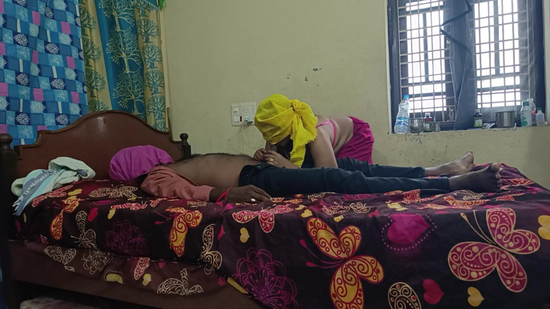 Desigirlsiri: Indiana madrasta fodendo duro com enteado completo romance telugu audio...