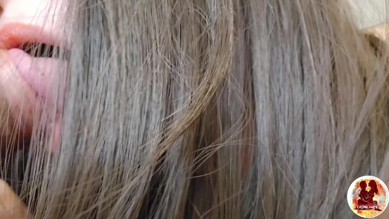 CosmiCouple: Istri panas bersiap-siap untuk anal