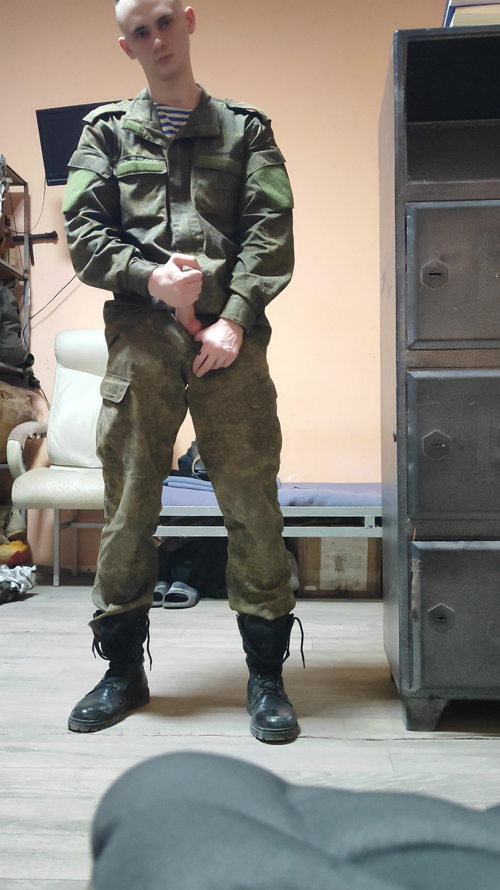 Ethan Alpha: Армійський хлопець кінчає