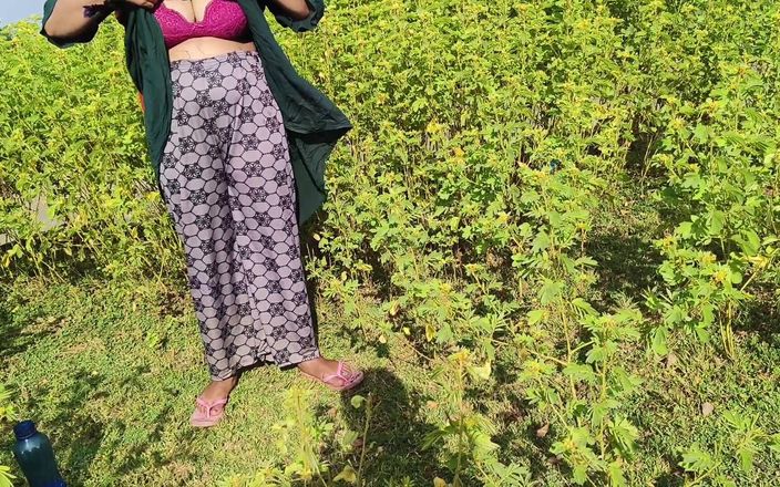 Abhikshasexvideos: हॉट भारतीय प्रेमिका रिया की उसके पूर्व प्रेमी द्वारा चुदाई
