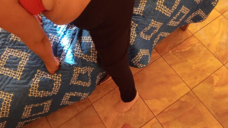 Moo DBOXXX: 私の成熟したクリスチャンは私のチンポをしゃぶることを学んでいますが、合いません