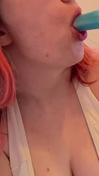 Sloppy Handjob & Deepthroating Blowjob to Popsicle