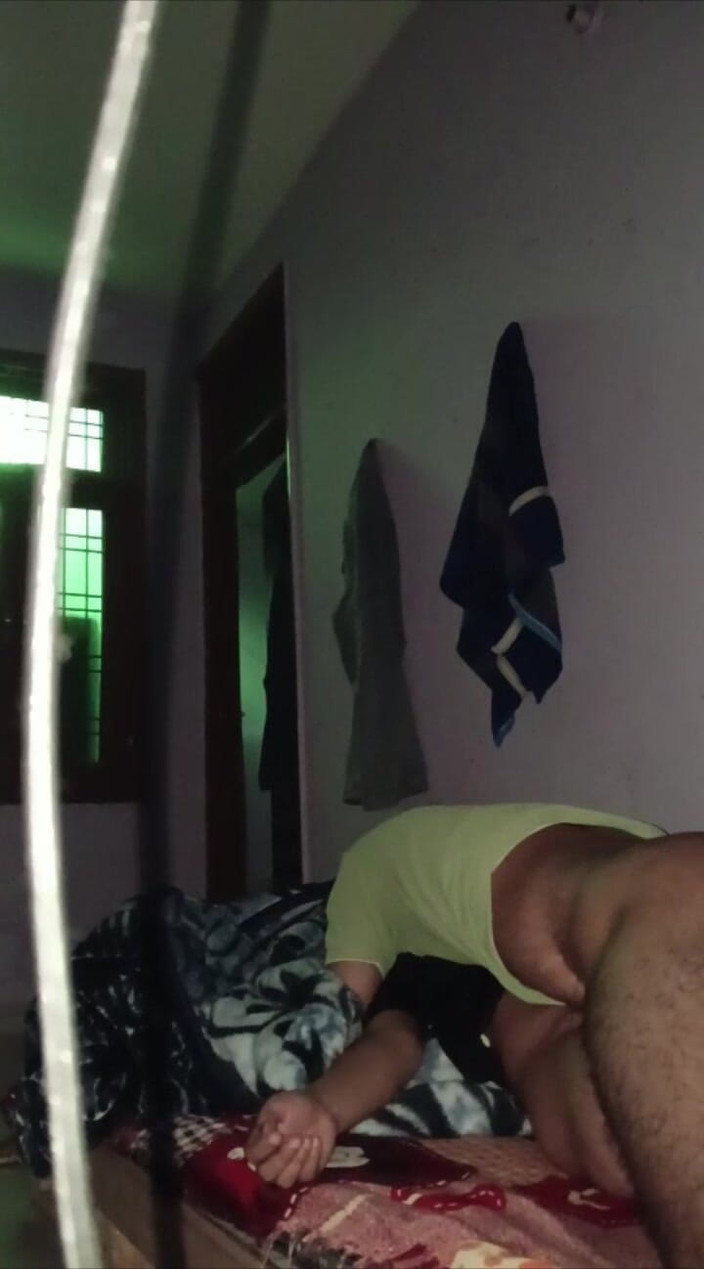 Rishi: Ik wil niet huren, les de dorst van mijn poesje,...