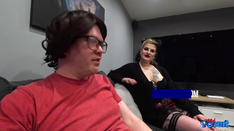 Nerd Pervert: Luna doom - gotisk sugmaskin