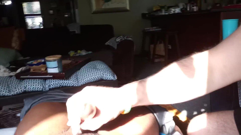 Kennie Jai: Vyhoněná! Kennie Jai dostane honění od medvěda