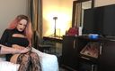 Sissy Bailey Wilde: Dominatrix Makes Feminized Roommate Give Foot Job