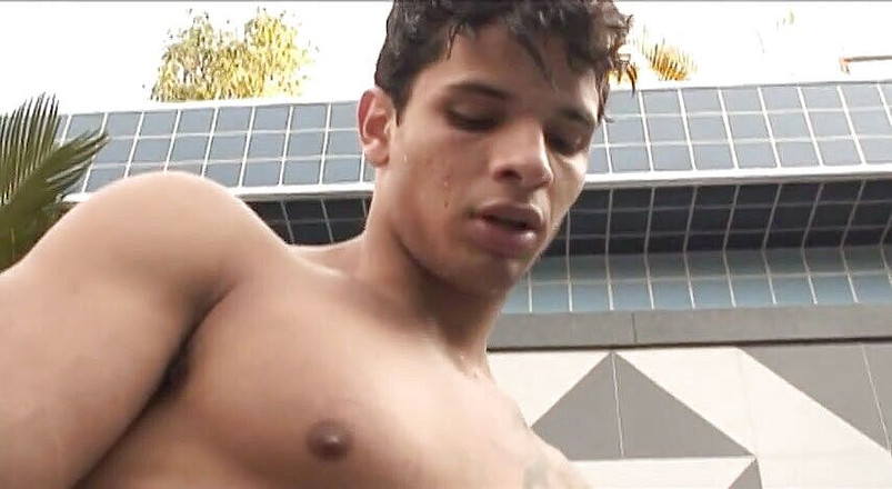 Bad Boyz: 漂亮又湿润的肛门在游泳池边啪