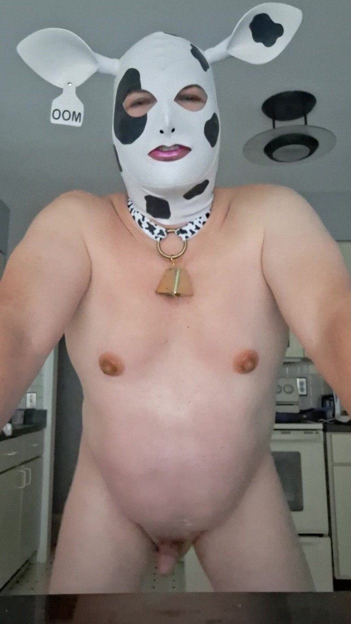 Victoria Lecherri: Hucow Saturday Intro!