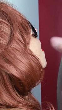 4K - Redhead with Sunglasses Gives Blowjob with Lipstick and Receives Huge Facial