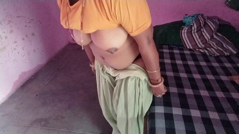 Yourgeeta8899: Desi Boy Fucked Neighbor's Pink Pussy Hard