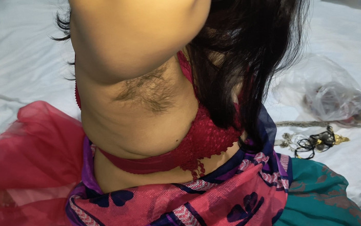 Happyhome: 남편 없는 의붓아들한테 따먹히는 인도 섹시녀