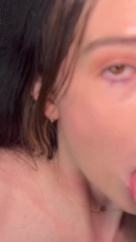 Sexy Velká Prsa Angel Anne Nedbalý Deepthroat Kouření