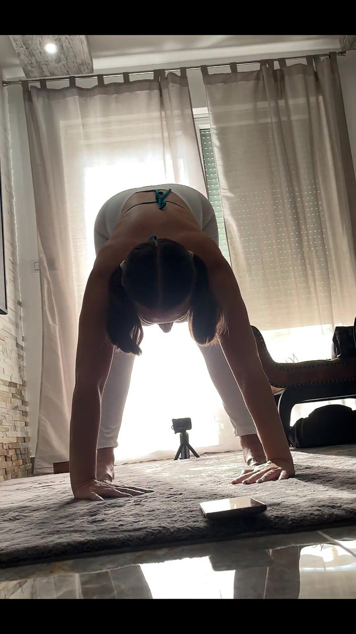 Crypto Mommy: Bb, xem cách tôi đào tạo cơ thể của tôi để bạn...