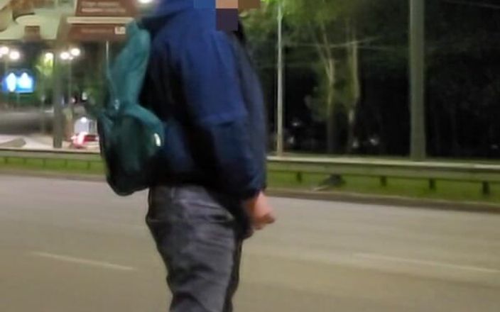 Wanker forever: Cara mija e se masturba bem na estrada onde os...