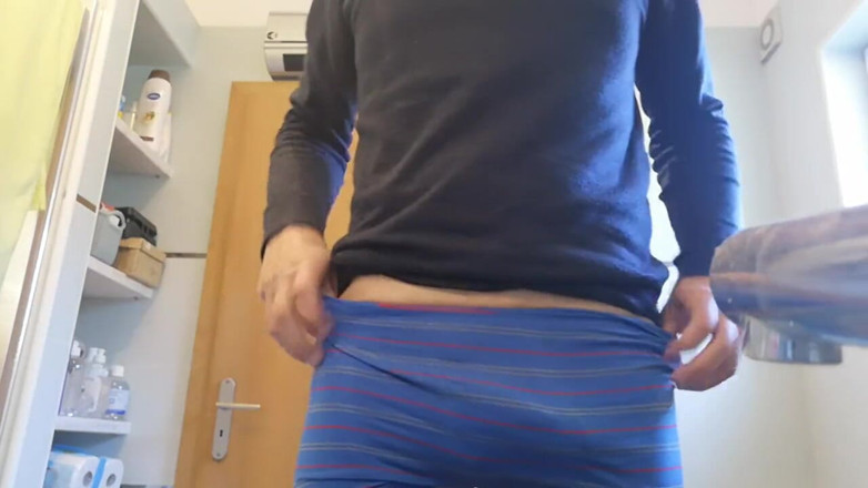 Rafael Torreano: Horny Afternoon Jerkoff Quicky