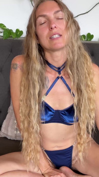 Hairy Pussy Talk - Cum dla mnie!