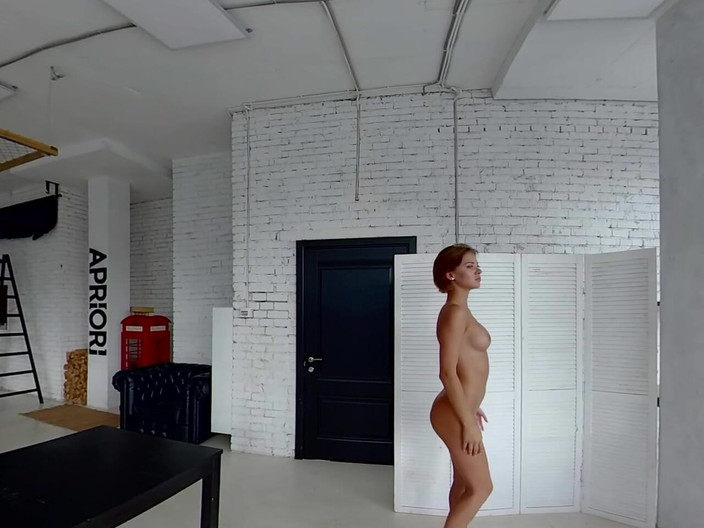 StasyQVR: アップタウン・ガール