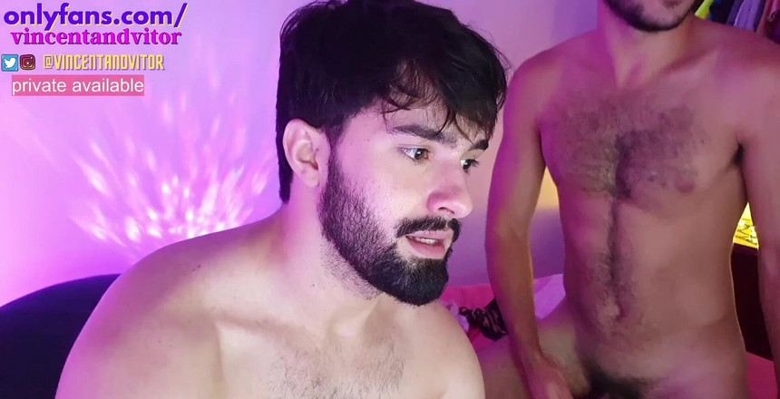 vincentandvitor: Xuất tinh vào cặp mông to của anh ấy - Vincent và...