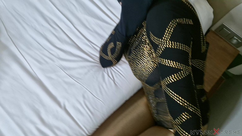 Nylon Xtreme: POV: Nora Fox è tornata e cerca di rubarmi