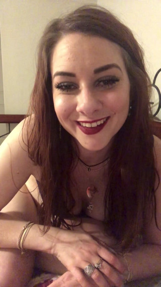 Roxie Madison Kenton: Slut Licking, Kissing and Sucking Her Toes!!!