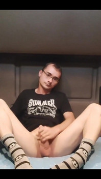 Amatérský chlapec masturbuje