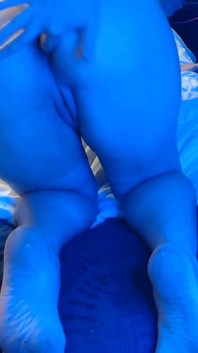 Stepmom Fingering Ass