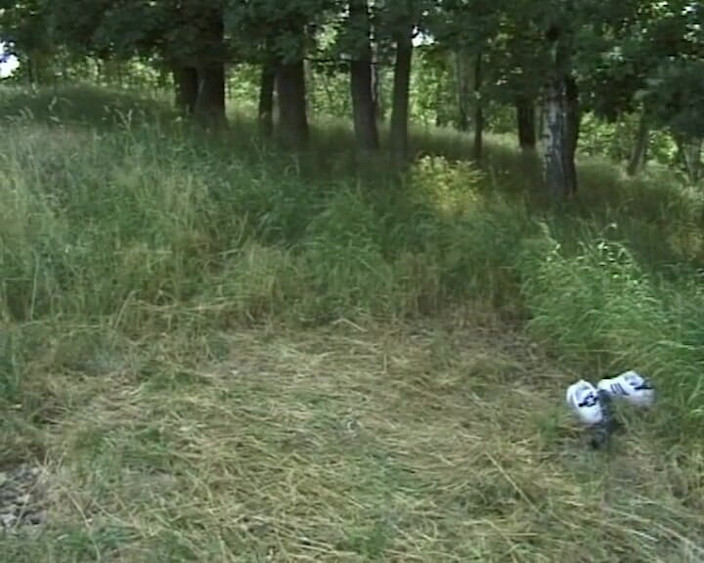 BB Video - Vintage Story: Une MILF allemande amateur pisse ses gros seins