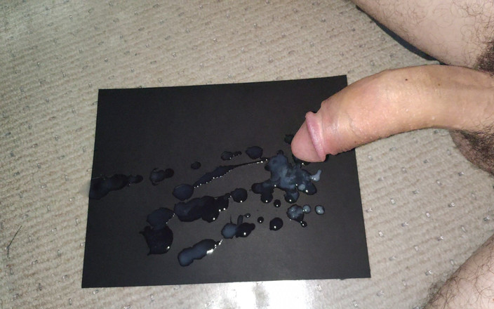 Curved One: 정자를 시오후키하는 긴 백인 자지