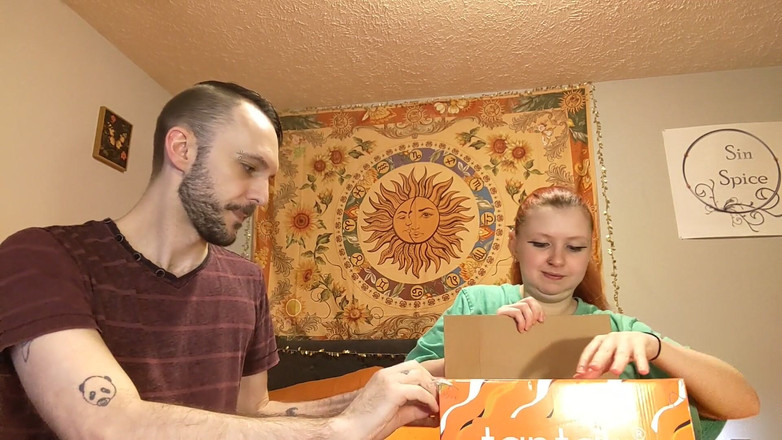 Sin Spice by Sophia Sinclair and Jasper Spice: Tantaly 5,5 фунтів жіночого торсу секс-лялька розпакування і трах пари