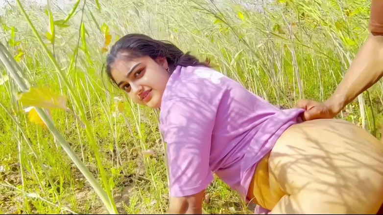 Your_aisha: 내 작은 의붓 여동생을 처음으로 따먹어