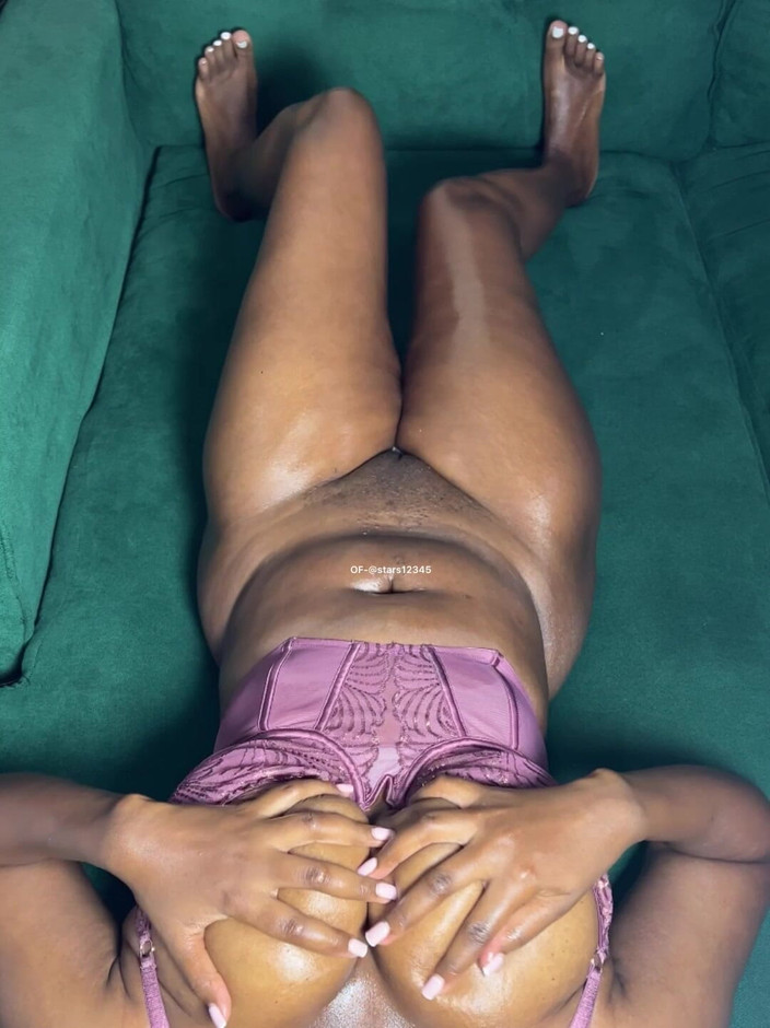 Its Nyota: POV. Du bist oben auf mir, und fick mich.