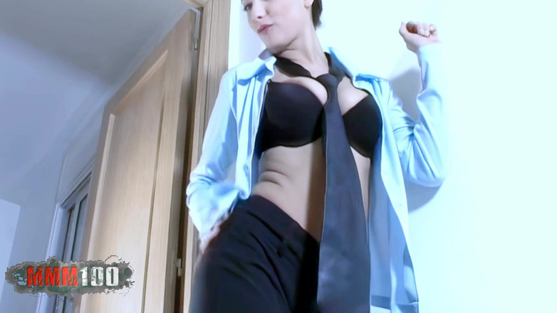 MMM100: Саманта Круз: латина знімає одяг