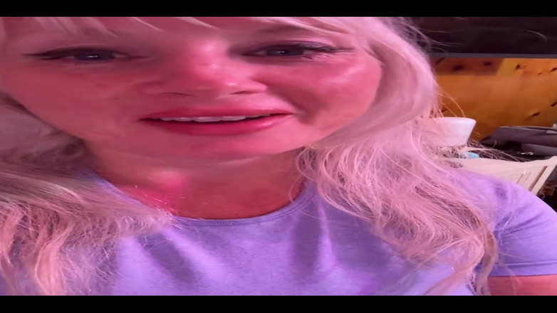 PaintedRose: 806682002349633536.mp4