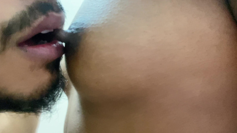 Bdsex24: 私のセクシーな叔母は部屋でハードプッシーハードコアセックスをクソ