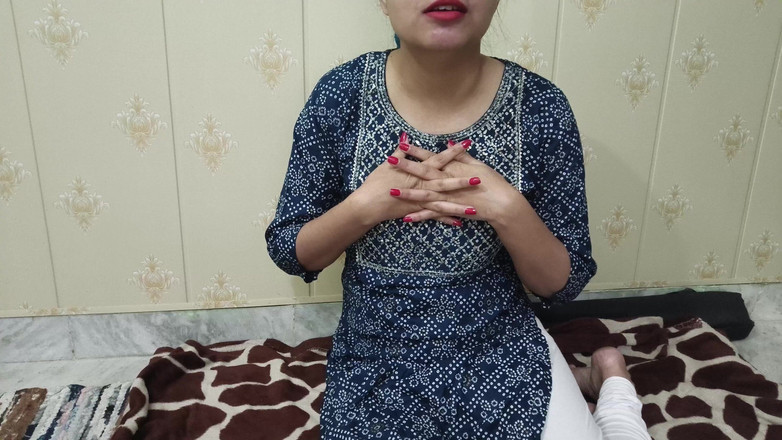 Saarabhabhi6: Adik tiri cantik India muasin dirinya sendiri