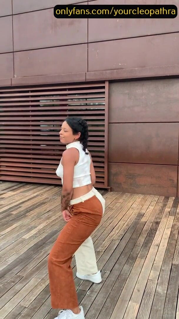 cleopathra: 著名的荡妇的内容舞蹈视频