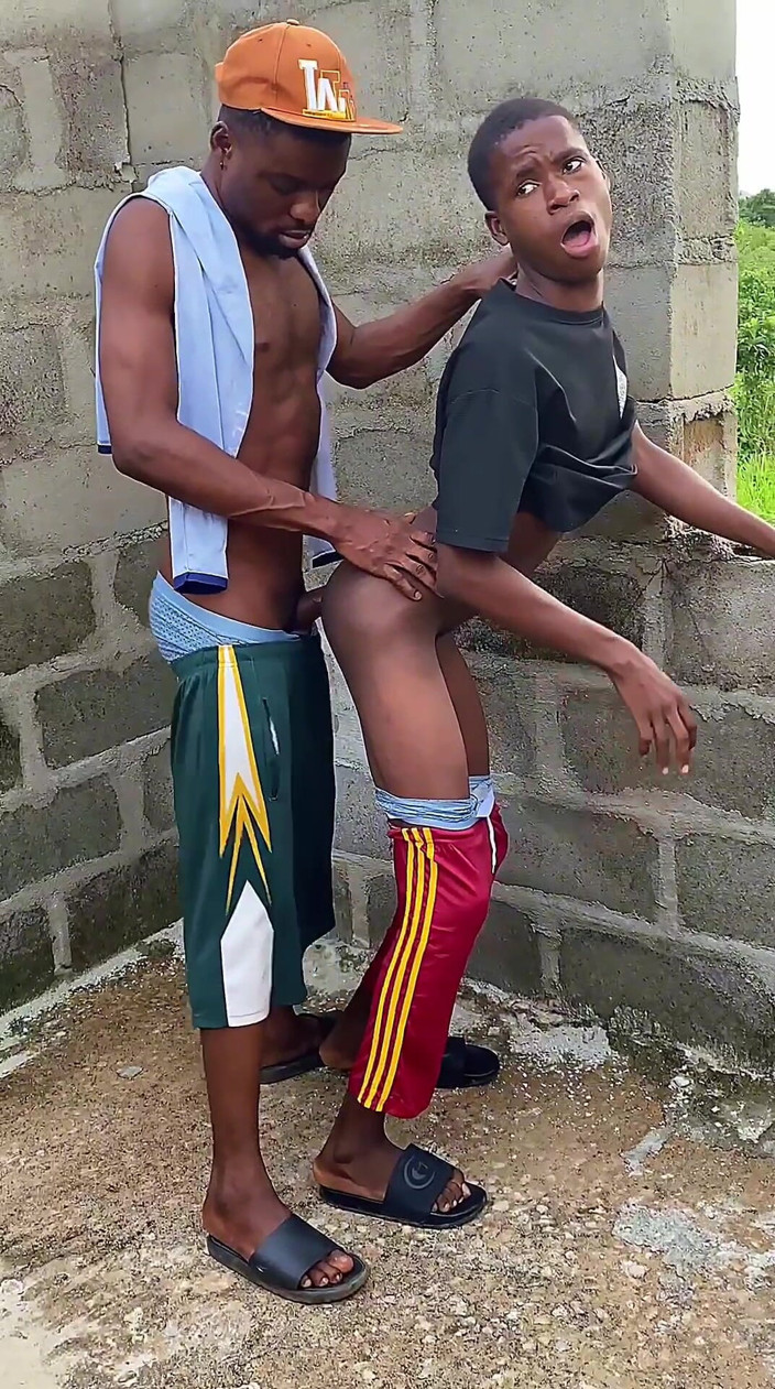 BLACKSHOOTERR: His Stepbrother Fucking Him in Uncomplicated Building..