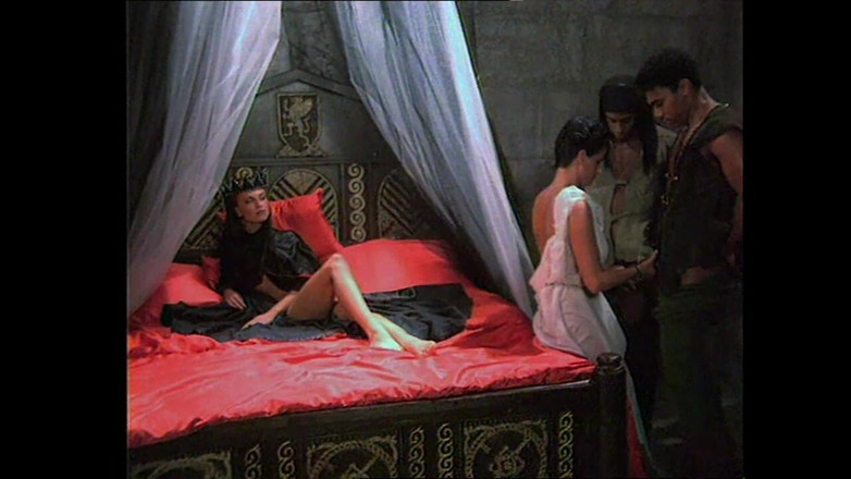 MMV films - The Original: Une MILF excitée se fait baiser dans un gangbang