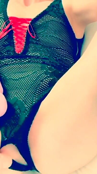 Chelly181818: Zonder kruis lingerie spelen. Uitgepakt